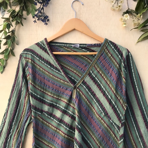 Indian Vneck Striped Textured Long Sleeve Top - Picture 2 of 7